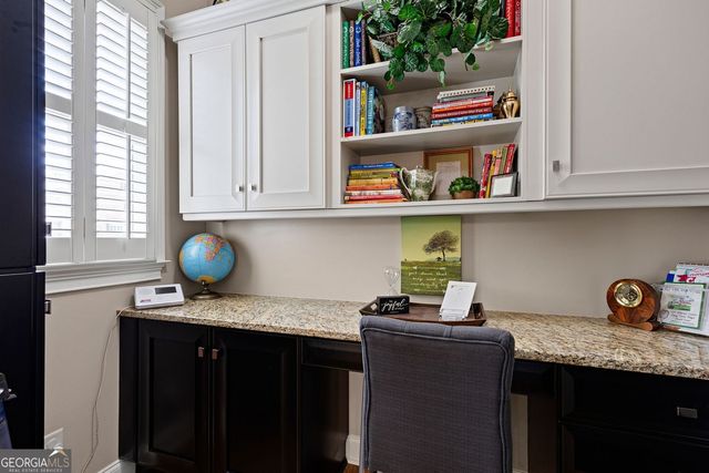 2319 St Davids Square NW, Kennesaw, GA 30152