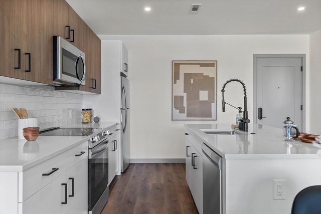 203 Lowell St. 220, Wilmington, MA 01887
