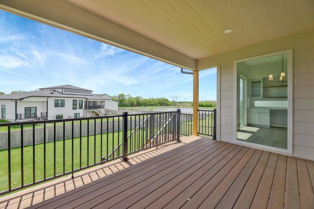 12219 E Woodspring St, Wichita, KS 67226