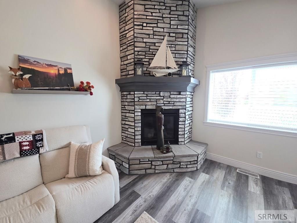 Image 10 of property listing at 6047 Lochsa Street, Idaho Falls, ID 83404