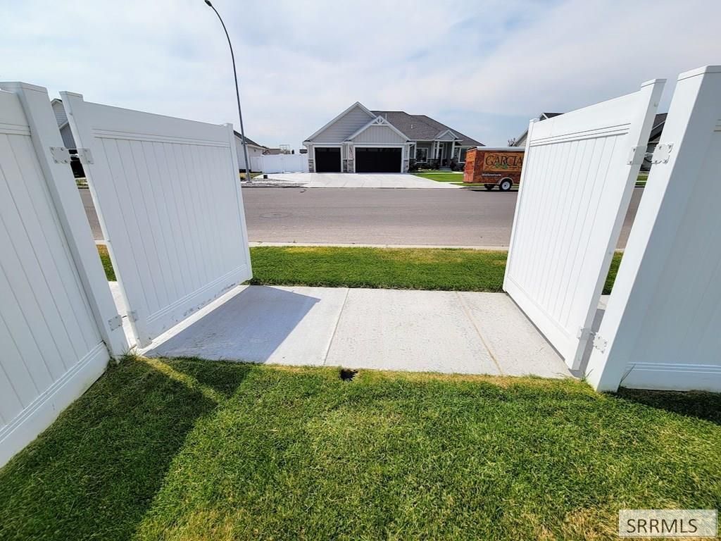 Image 89 of property listing at 6047 Lochsa Street, Idaho Falls, ID 83404