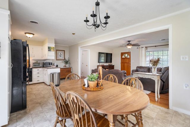 39 OUR LN, Stuarts Draft, VA 24477