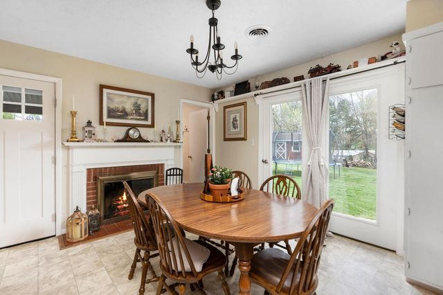 39 OUR LN, Stuarts Draft, VA 24477