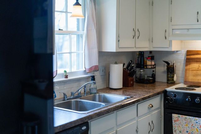 39 OUR LN, Stuarts Draft, VA 24477