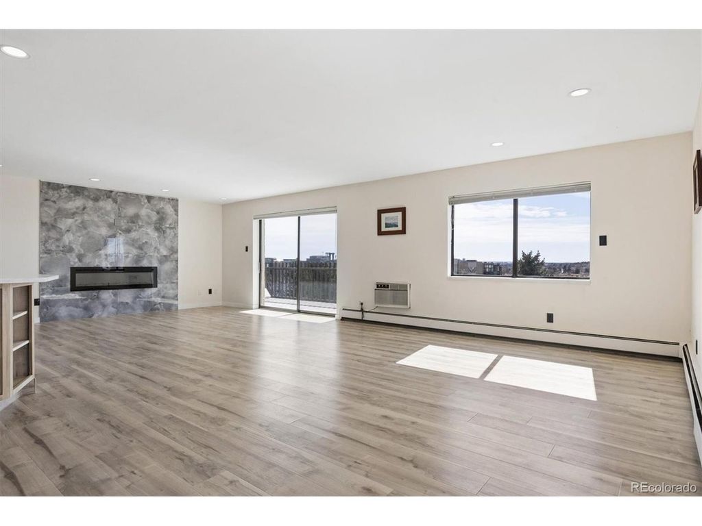 14390 E Marina Dr 601, Aurora, CO 80014