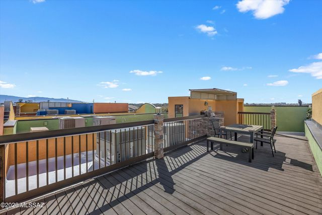 2431 E Autumn Flower Drive, Tucson, AZ 85718