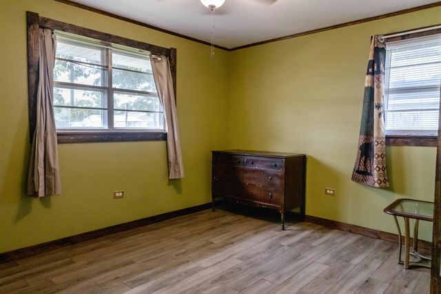 611 Highland Dr, Houma, LA 70364