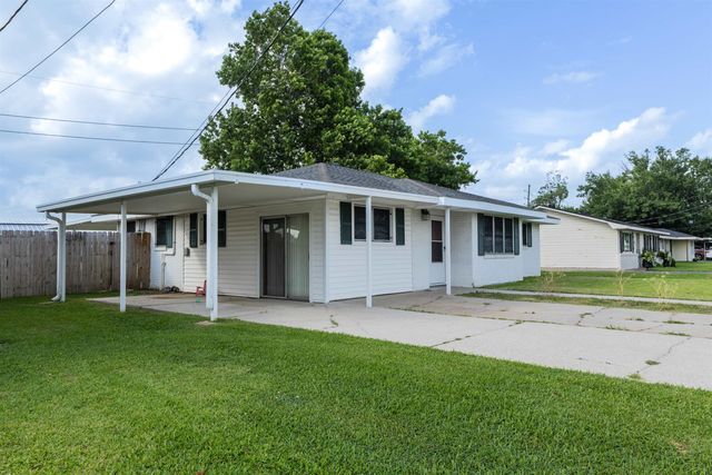 611 Highland Dr, Houma, LA 70364