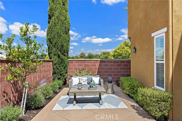 63 Tuberose Street, Ladera Ranch, CA 92694