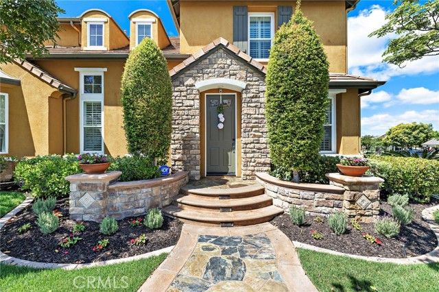 63 Tuberose Street, Ladera Ranch, CA 92694