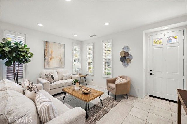 63 Tuberose Street, Ladera Ranch, CA 92694