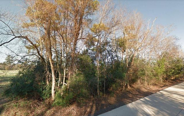 6015 College Street, Beaumont, TX 77707