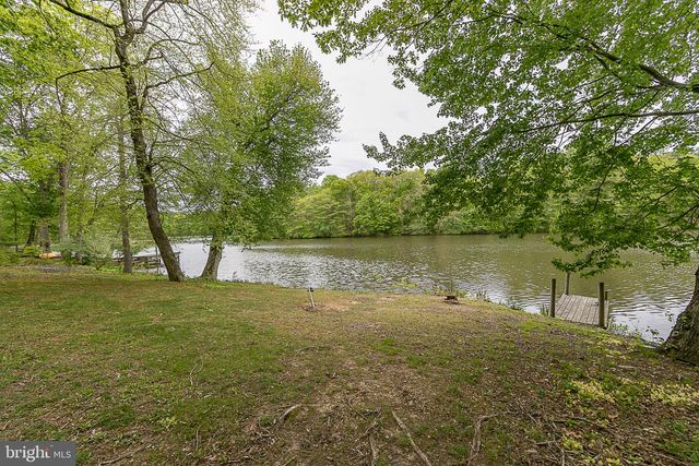 119 LAKEVIEW DR, Woodstown, NJ 08098