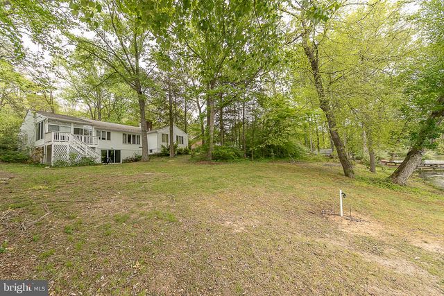119 LAKEVIEW DR, Woodstown, NJ 08098