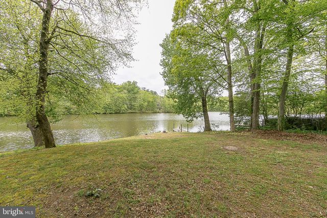 119 LAKEVIEW DR, Woodstown, NJ 08098