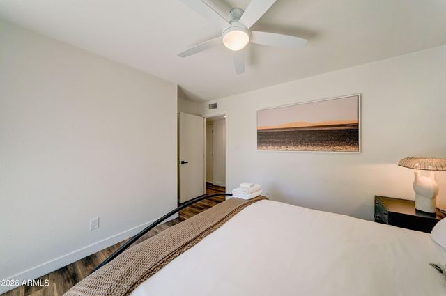 8537 E CLARENDON Avenue, Scottsdale, AZ 85251