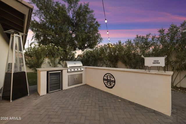 8672 E THOROUGHBRED Trail, Scottsdale, AZ 85258