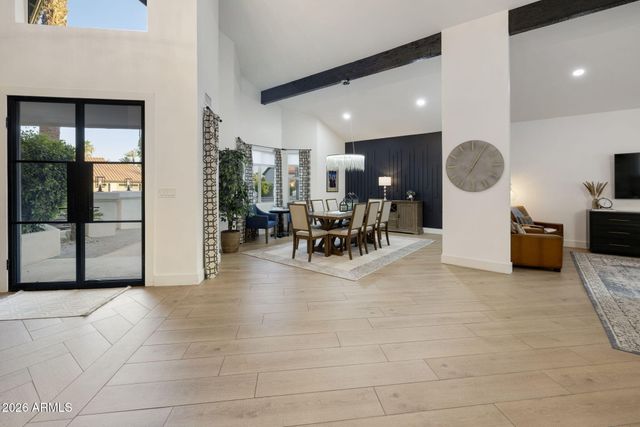 8672 E THOROUGHBRED Trail, Scottsdale, AZ 85258