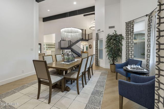 8672 E THOROUGHBRED Trail, Scottsdale, AZ 85258