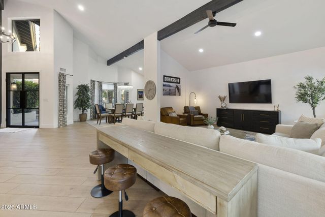 8672 E THOROUGHBRED Trail, Scottsdale, AZ 85258