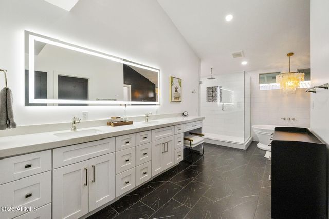 8672 E THOROUGHBRED Trail, Scottsdale, AZ 85258
