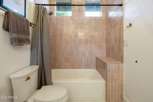 8672 E THOROUGHBRED Trail, Scottsdale, AZ 85258