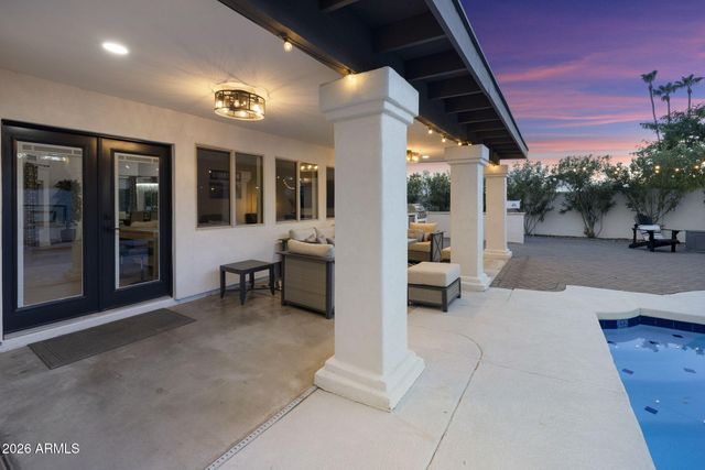8672 E THOROUGHBRED Trail, Scottsdale, AZ 85258