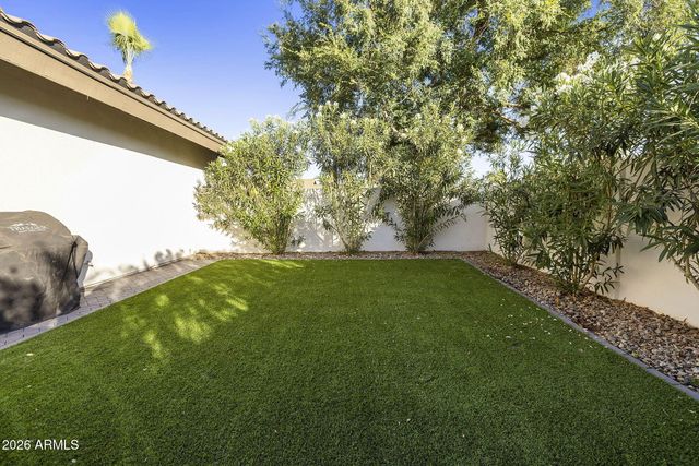 8672 E THOROUGHBRED Trail, Scottsdale, AZ 85258