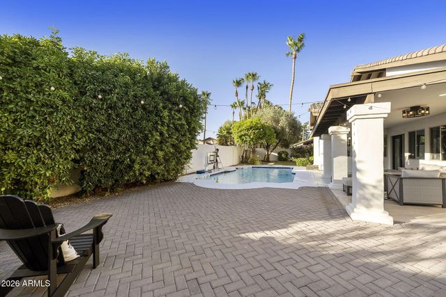 8672 E THOROUGHBRED Trail, Scottsdale, AZ 85258