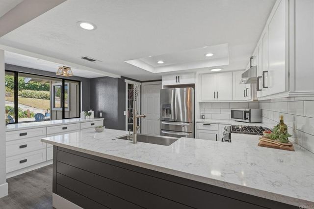 929 Pepper Tree Lane, Fallbrook, CA 92028
