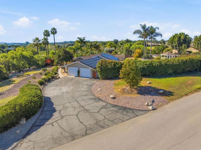 929 Pepper Tree Lane, Fallbrook, CA 92028