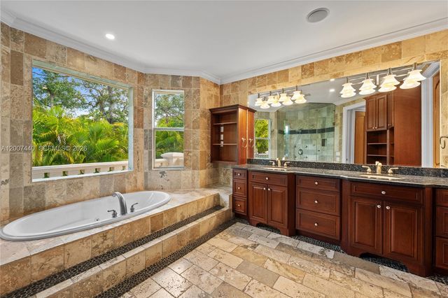 4065 Battersea Rd, Miami, FL 33133