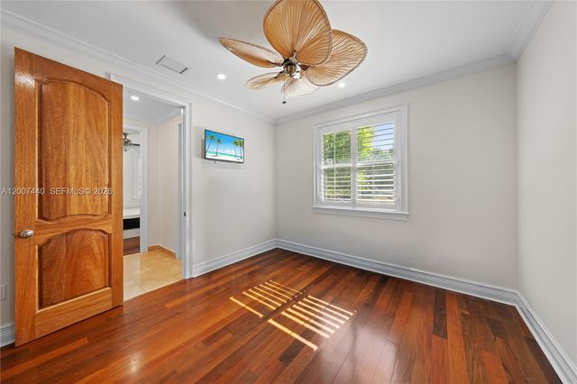 4065 Battersea Rd, Miami, FL 33133