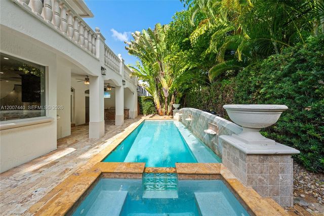 4065 Battersea Rd, Miami, FL 33133