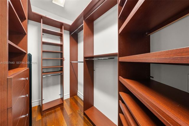 4065 Battersea Rd, Miami, FL 33133