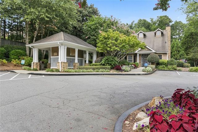 3140 Seven Pines Court 102, Atlanta, GA 30339