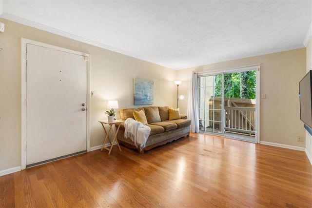 3140 Seven Pines Court 102, Atlanta, GA 30339