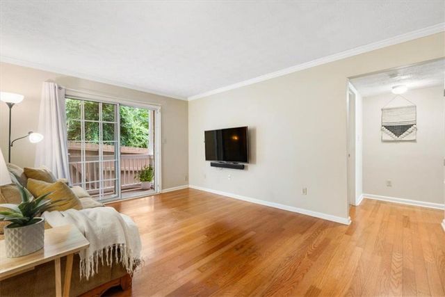 3140 Seven Pines Court 102, Atlanta, GA 30339