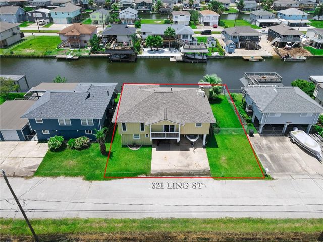 321 Ling Street, Hitchcock, TX 77563