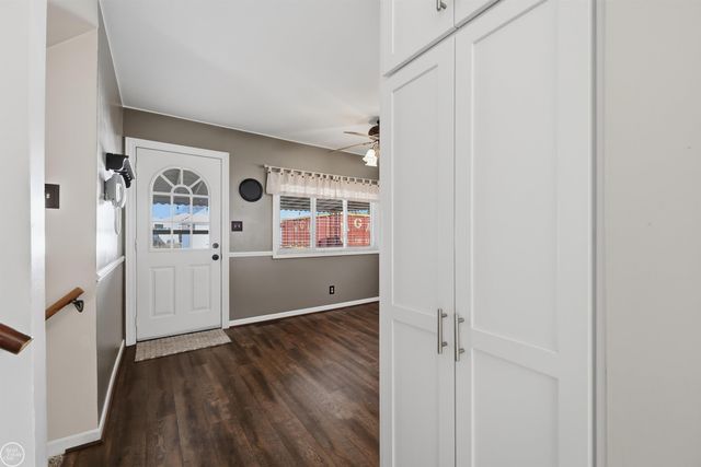 34215 Zimmer Drive, Sterling Heights, MI 48310