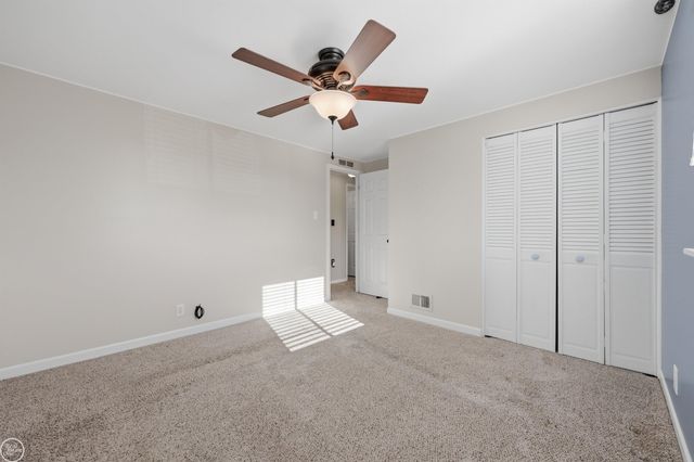 34215 Zimmer Drive, Sterling Heights, MI 48310