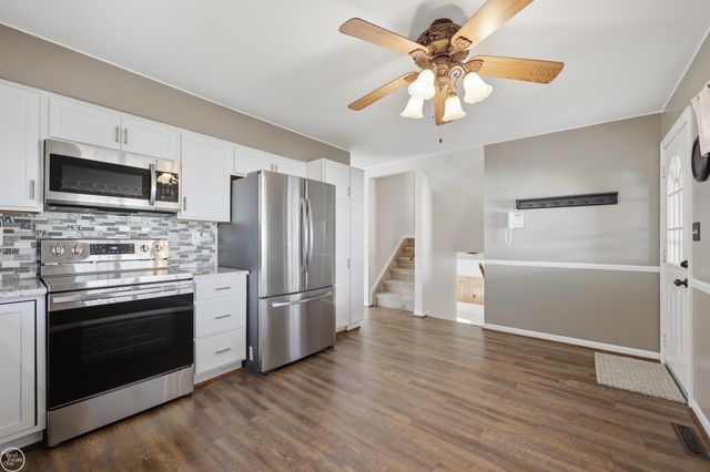 34215 Zimmer Drive, Sterling Heights, MI 48310