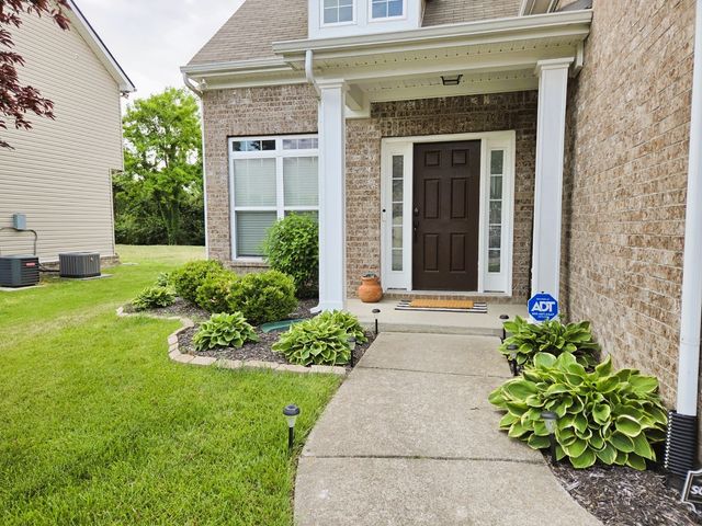 4213 Longfellow Dr, Nashville, TN 37214