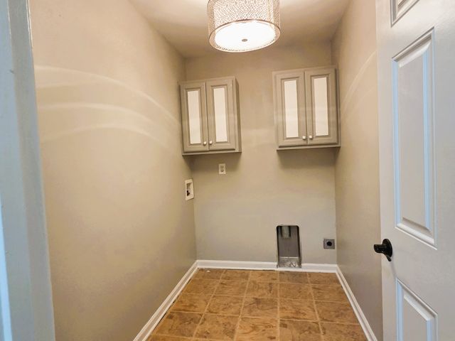 4213 Longfellow Dr, Nashville, TN 37214