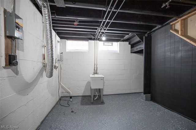 13600 Royal Boulevard, Garfield Heights, OH 44125