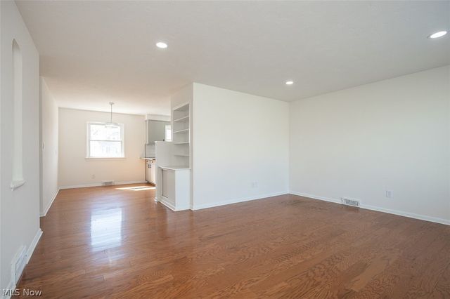 13600 Royal Boulevard, Garfield Heights, OH 44125