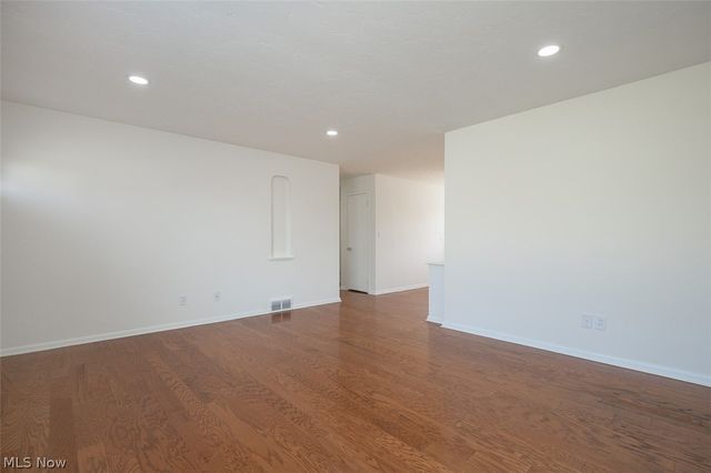 13600 Royal Boulevard, Garfield Heights, OH 44125