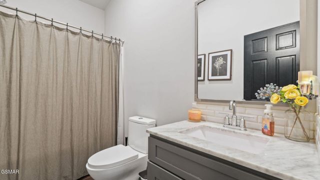 1838 Ally Lane, Sevierville, TN 37876