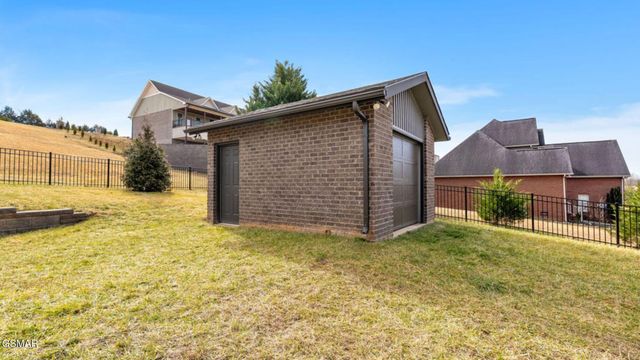 1838 Ally Lane, Sevierville, TN 37876