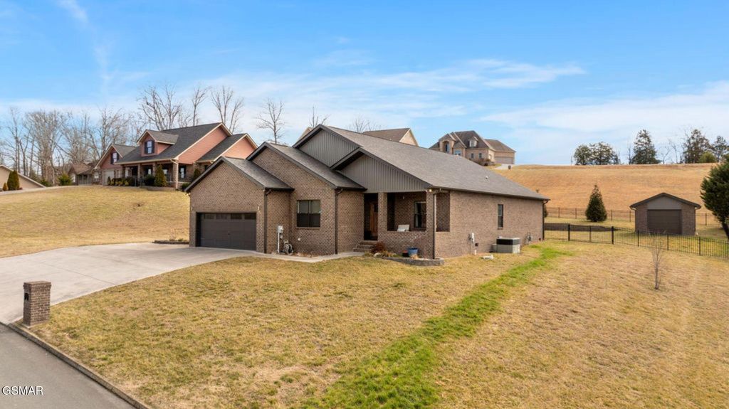 1838 Ally Lane, Sevierville, TN 37876